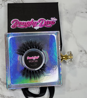 Pair of falsies eyelashes, called "Boughy"!